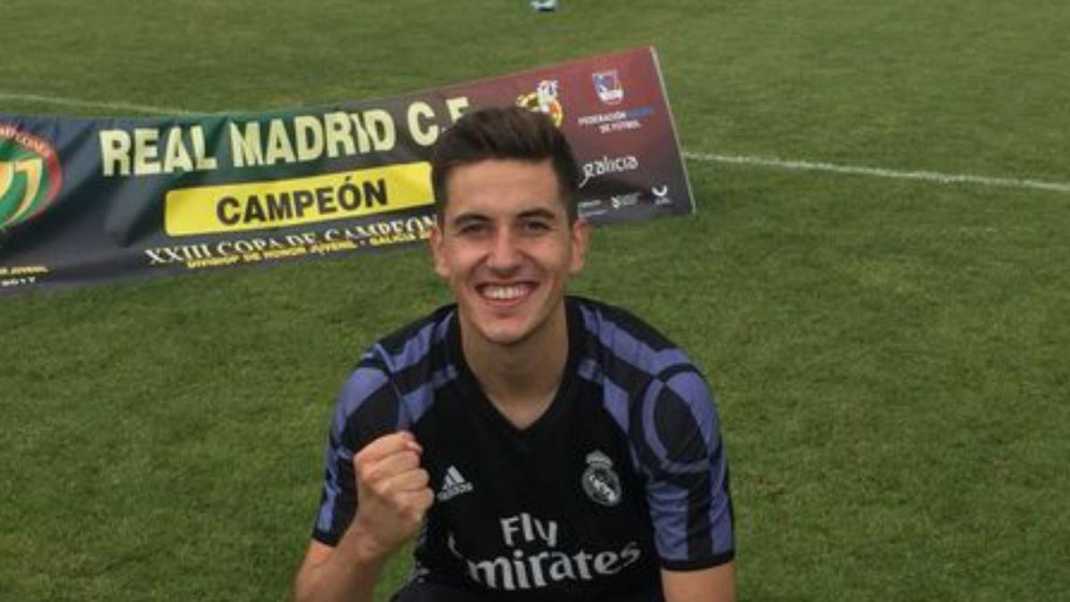  Javi Hernández, el 2017 amb la Copa de Campions 