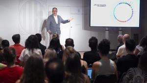 Seguretat, feina i política, els temes que interessen més