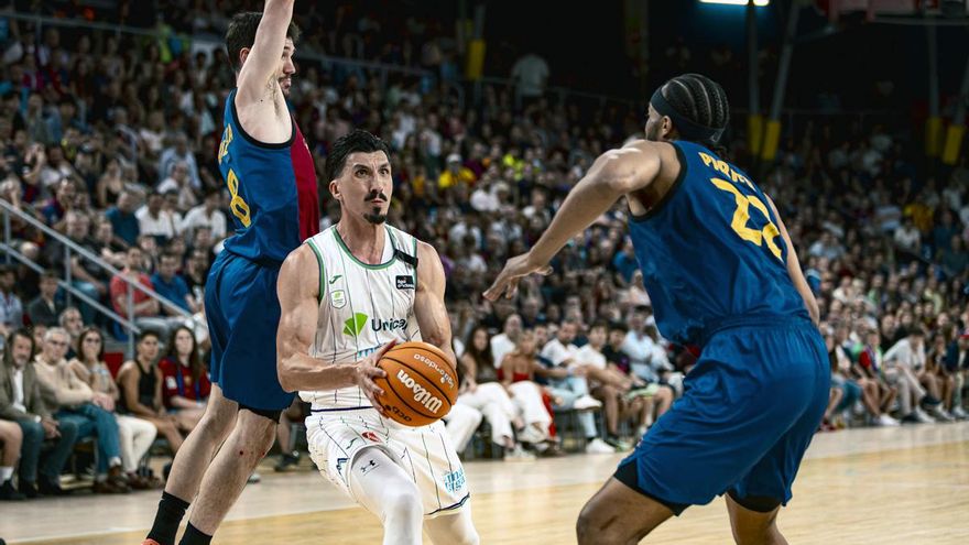 Fotos del 2º partido de los cuartos de final ACB | Barça 59-81 Unicaja