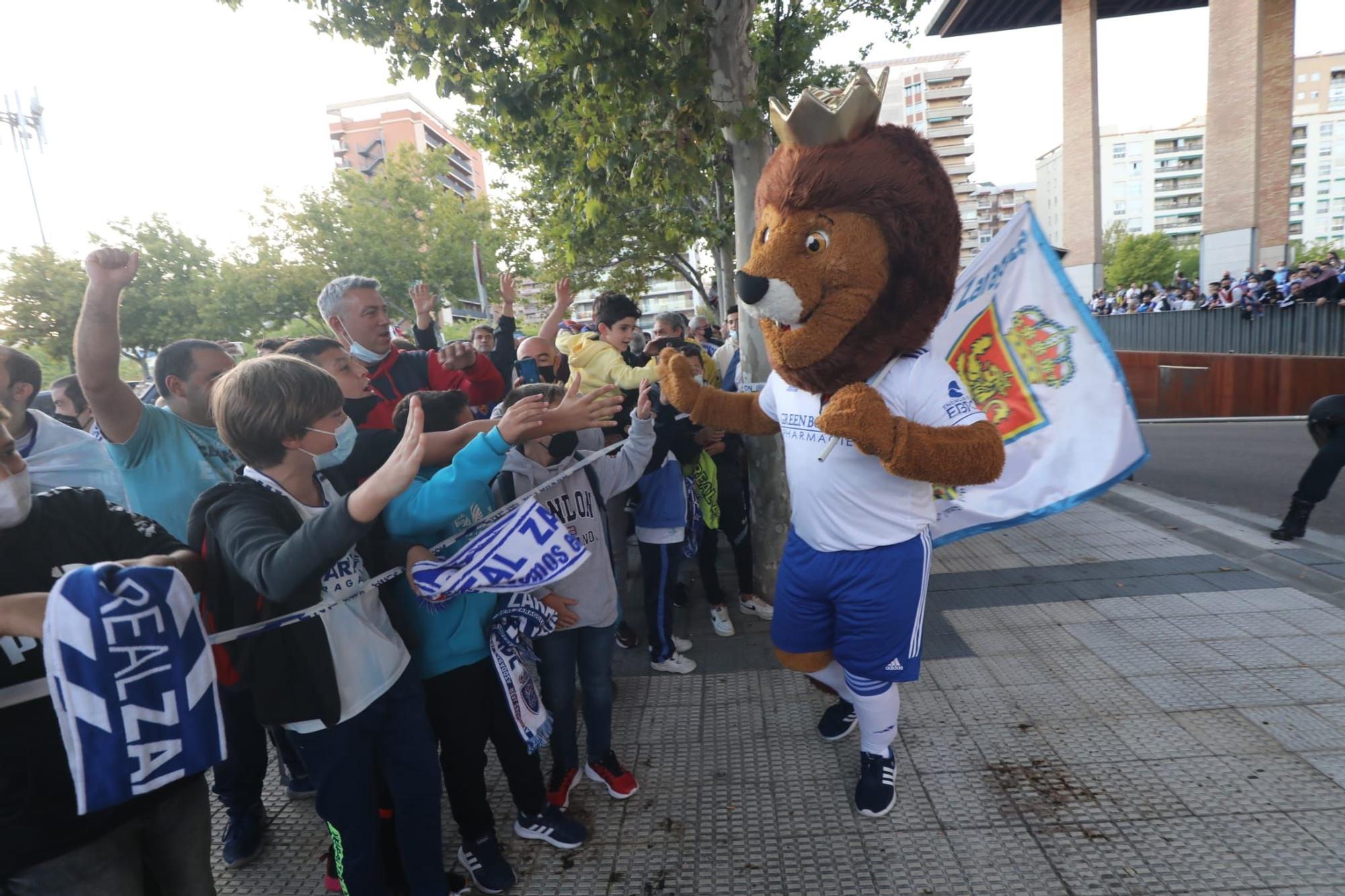 La hora previa al derbi, en imágenes