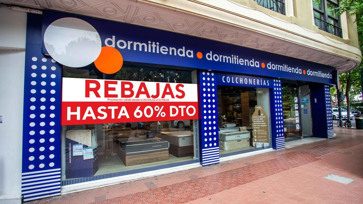 Dormitienda ofrece colchones, canapés, almohadas y cabeceros con hasta el  60% de descuento