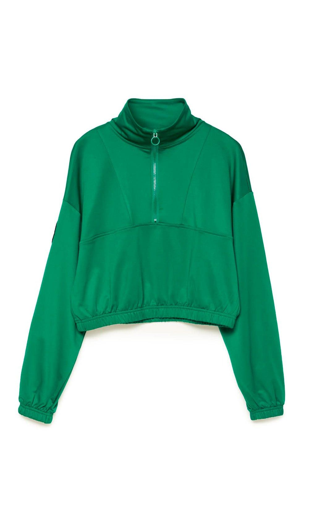Sudadera nylon de Stradivarius (precio: 19,99 euros)