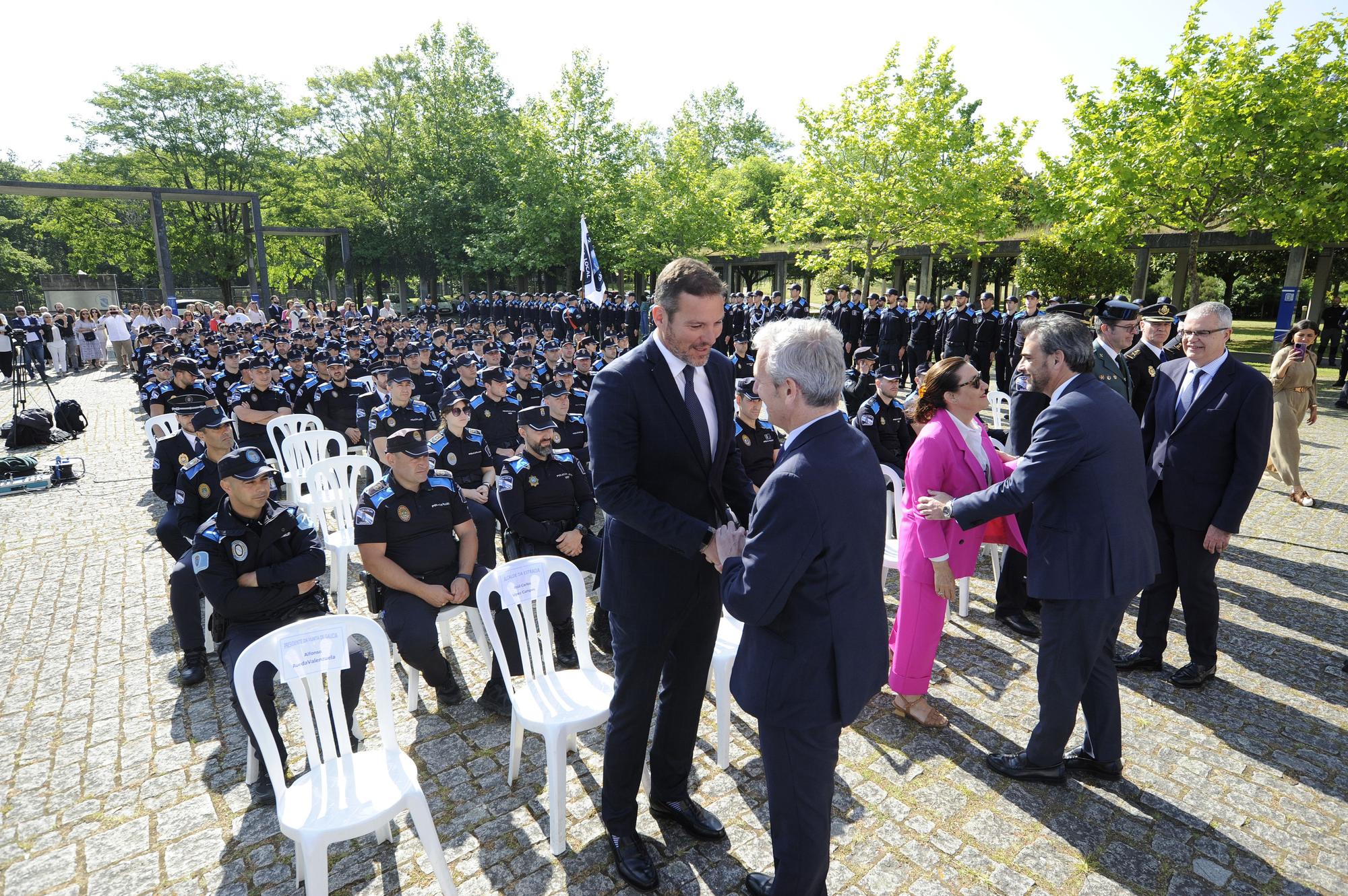 Masiva entrega de distinciones en la academia gallega de Policía Local