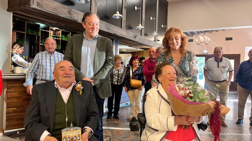 Concepción Montes y Manuel Sariego, abuela y abuelo del año de Villaviciosa