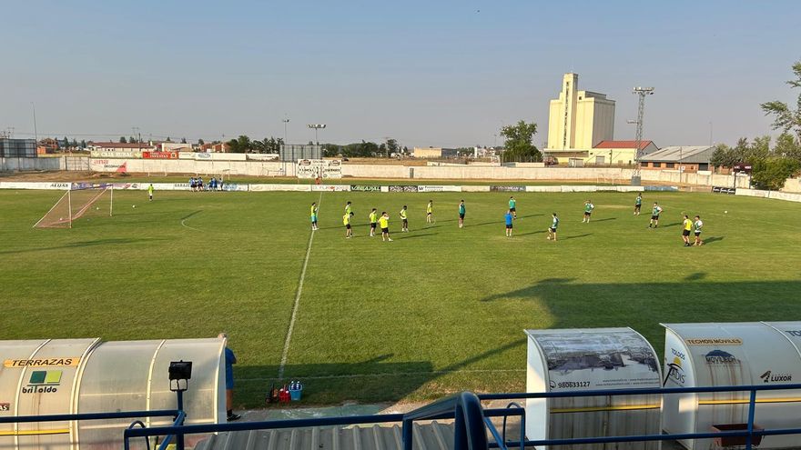 El Luciano Rubio de Benavente, sede de la final de la Copa RFEF entre Zamora CF y Unionistas