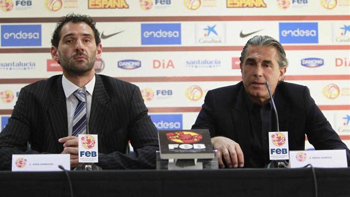 Garbajosa y Scariolo, durante la rueda de prensa que ofrecieron en la sede de la FEB