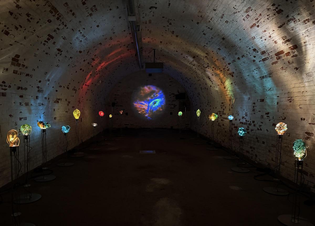 Tania Candiani y su obra 'Subterra', (2025).