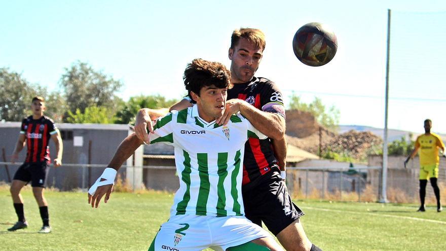 El Córdoba B empata en Cartaya y enlaza tres jornadas sin perder