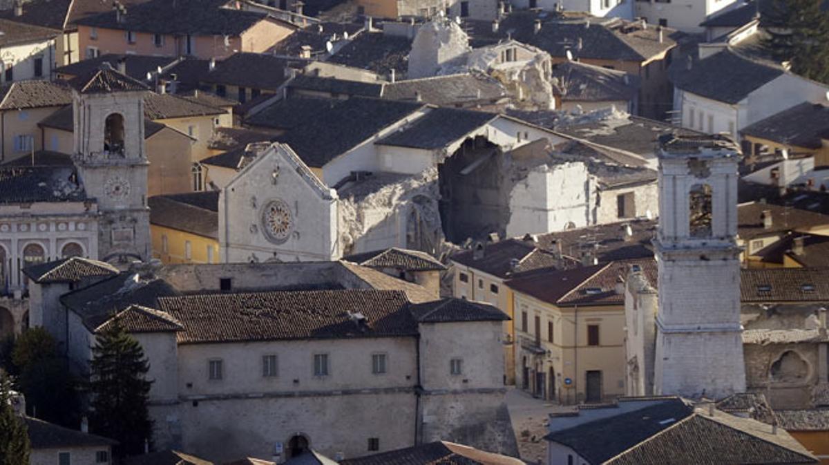 Itàlia viu el terratrèmol més fort des del 1980.