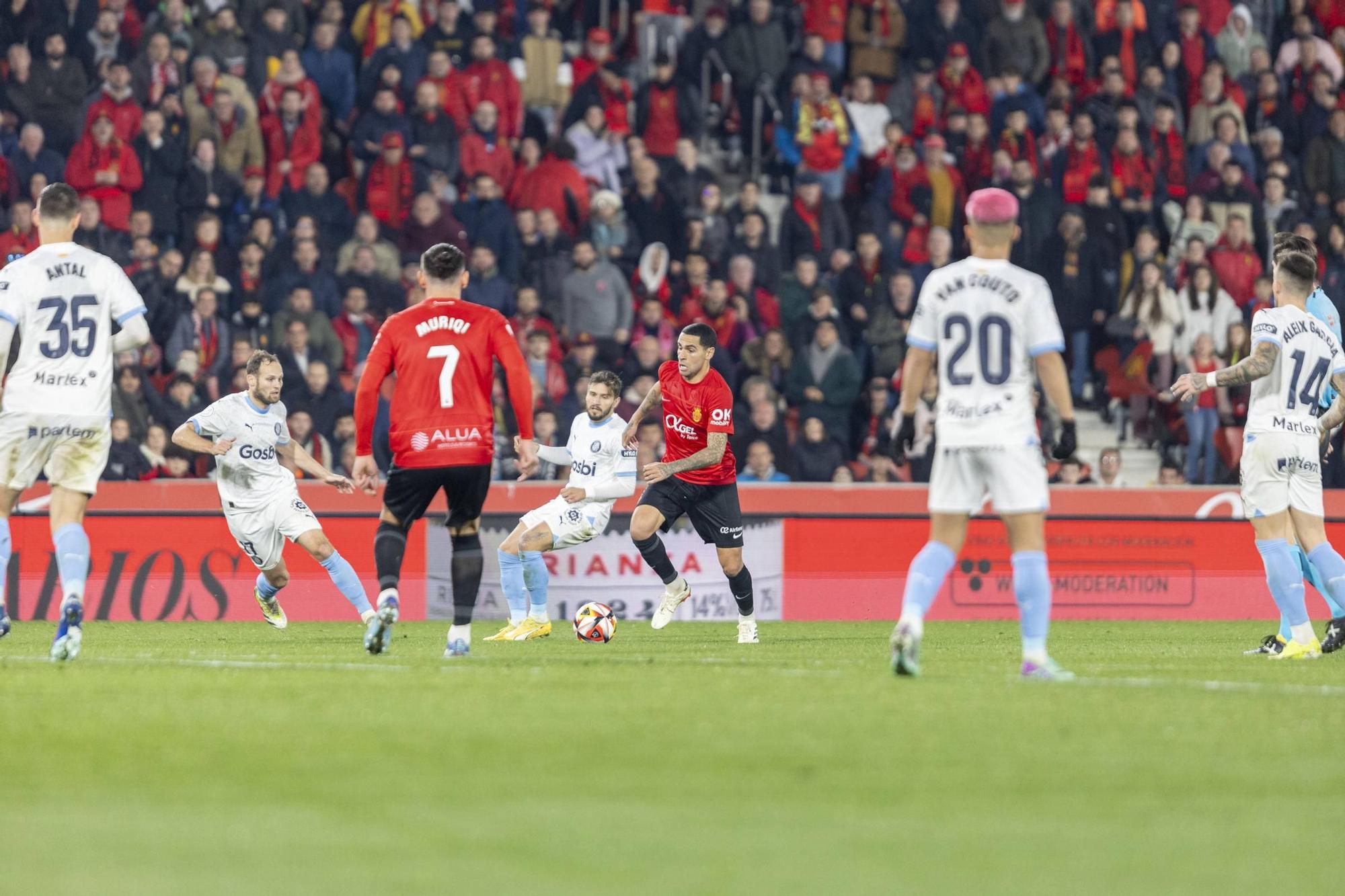 RCD Mallorca-Girona: Las mejores fotos de la victoria (3-1) del Mallorca en la eliminatoria de Copa del Rey