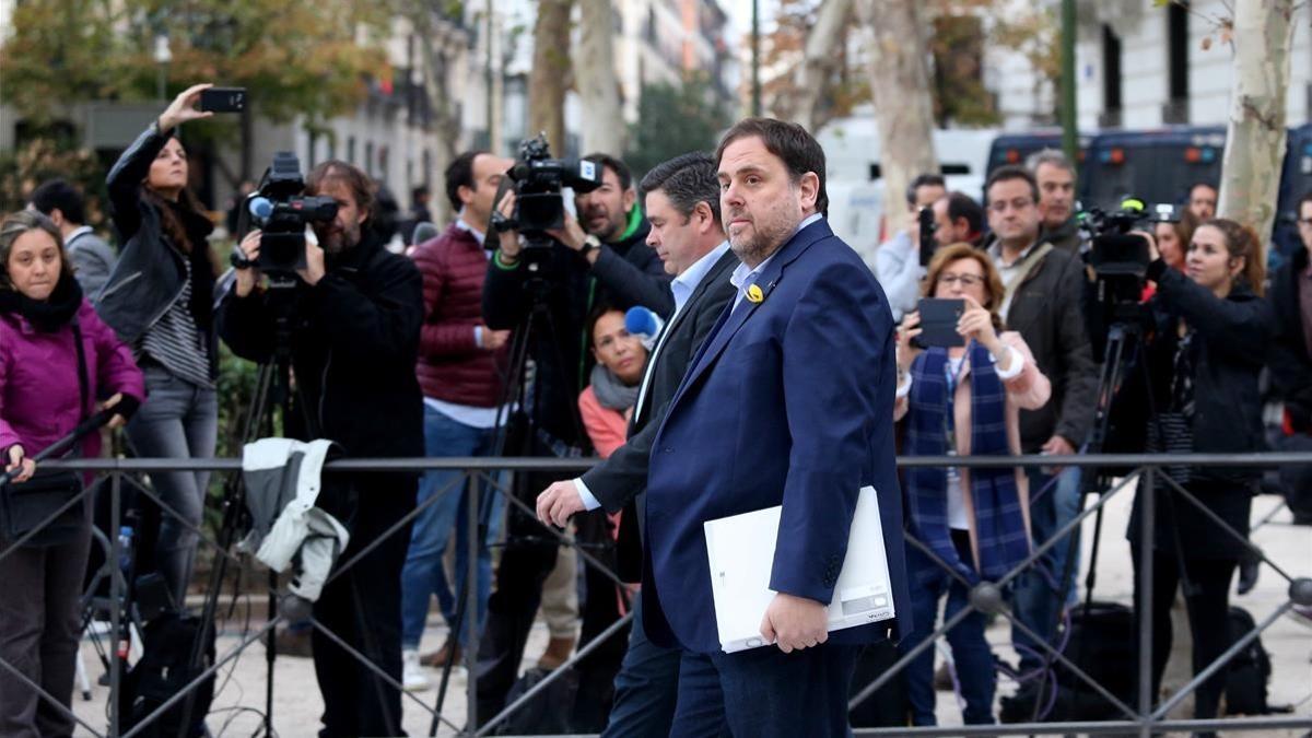 El exvicepresidente de la Generalitat Oriol Junqueras llega, este jueves, a la Audiencia Nacional.