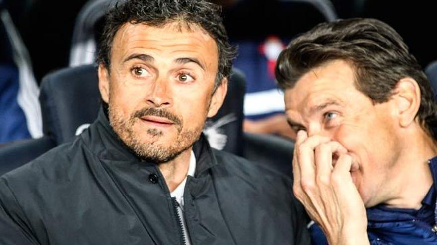Luis Enrique y Unzué en el banquillo del Camp Nou // LOF