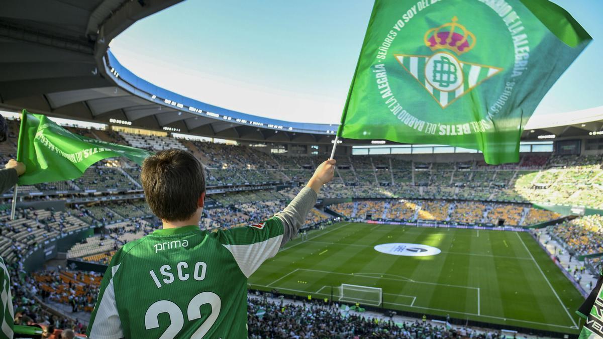 Vista del estadio de La Cartuja antes del partido entre el Betis y el Sevilla.