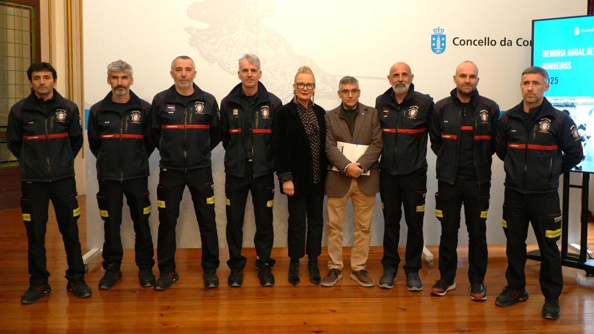 El gran apagón altera el servicio de los bomberos de A Coruña: más aperturas forzosas de puertas que incendios