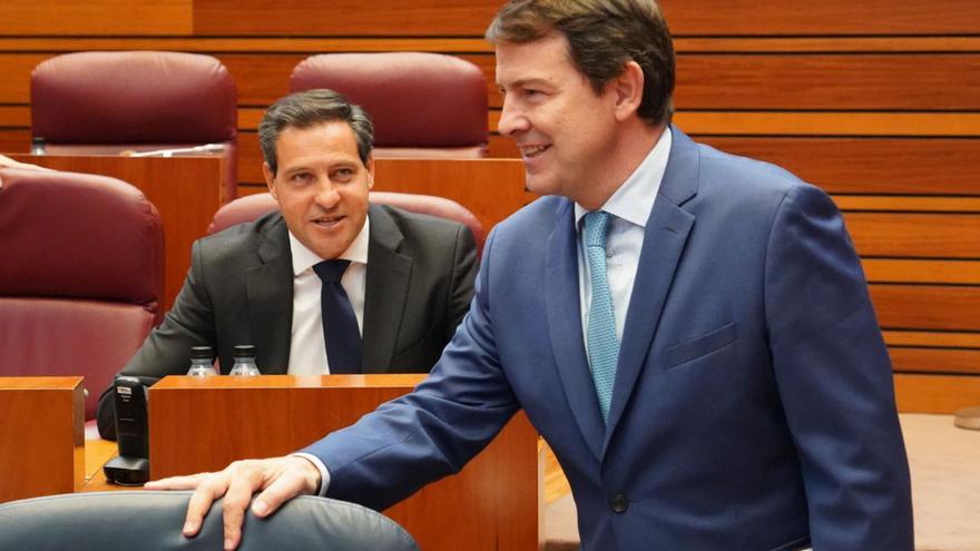 El presidente de la Junta, Alfonso Fernández Mañueco, ayer en la primera sesión del pleno de las Cortes de Castilla y León. | Miriam Chacón-Ical
