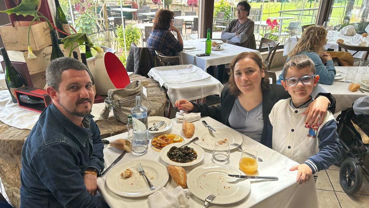 Comensales en las jornadas de la llámpara.