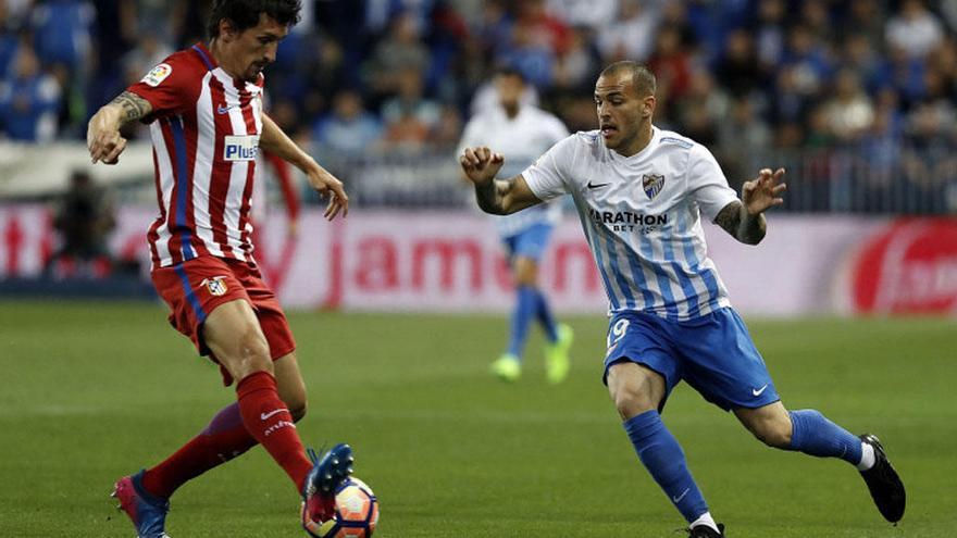 Sandro, en el encuentro contra el Atlético de Madrid en La Rosaleda.