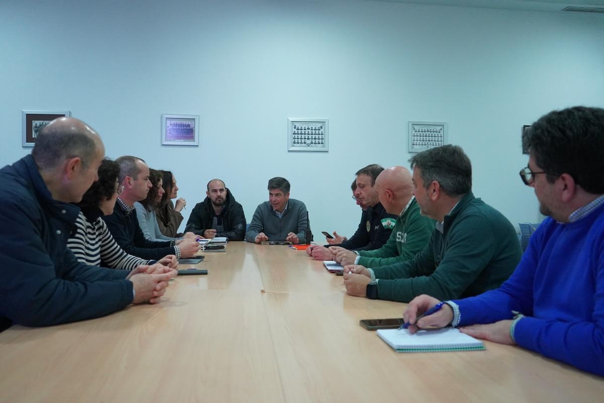 Reunión del Centro de Coordinación Operativa Municipal en la Jefatura de la Policía Local de Montilla.