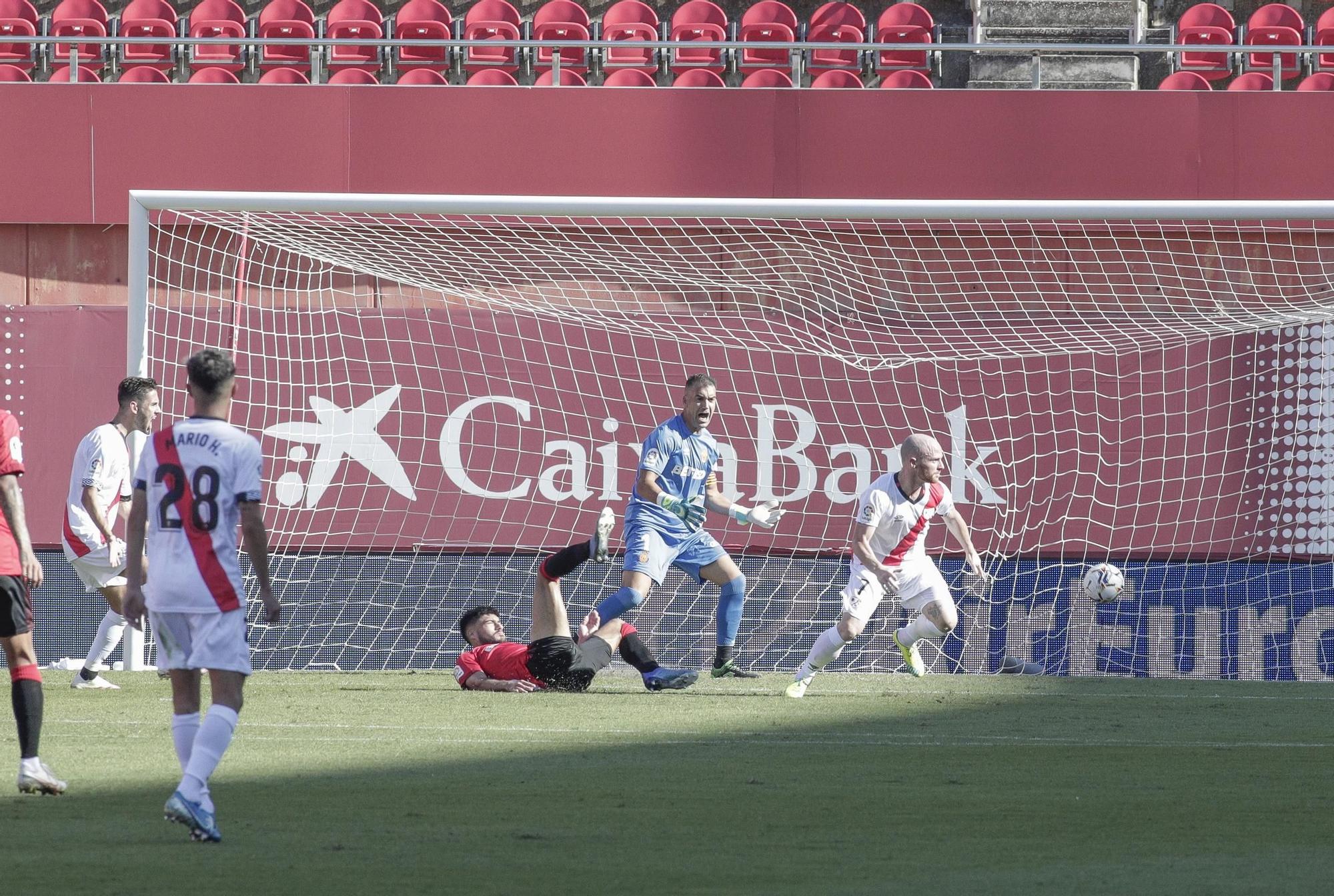 El Mallorca suspende en su estreno contra el Rayo