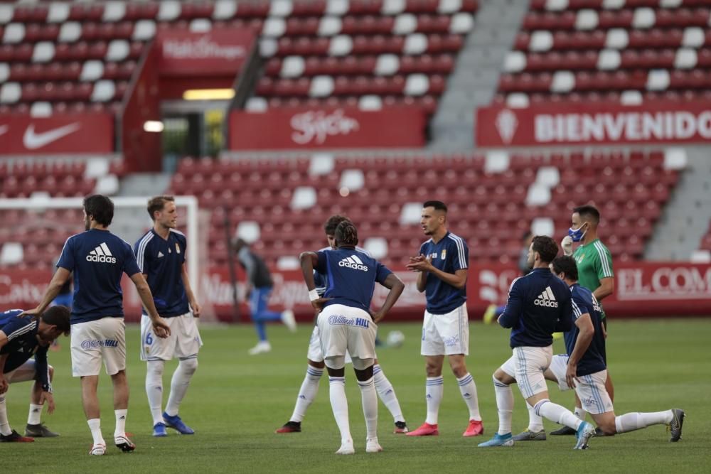 Fútbol: Así fue el Sporting-Oviedo disputado en El Molinón