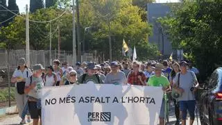 La ronda norte de Mislata moviliza a 300 personas en defensa de la huerta de Campanar