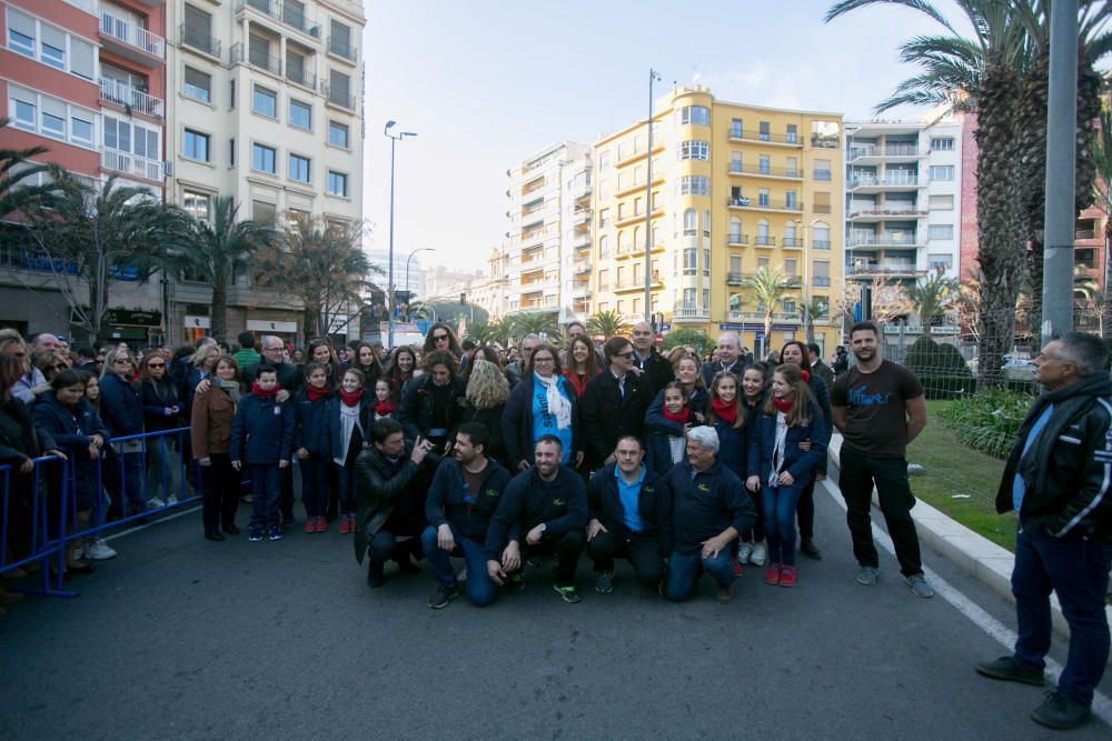 Mascletà 4 enero: Pirotecnia de colores en Alicante para recibir a los Reyes Magos