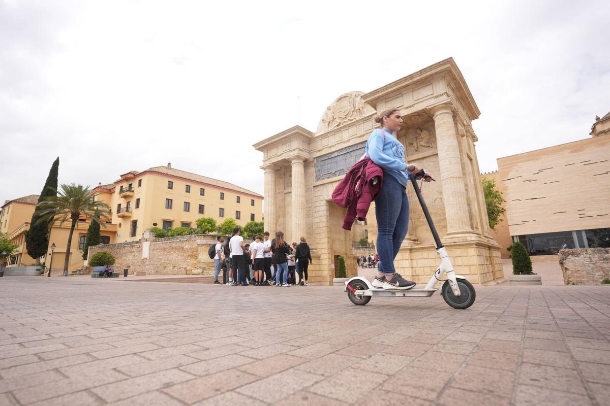 Córdoba. Fotos de patinetes por casco histórico