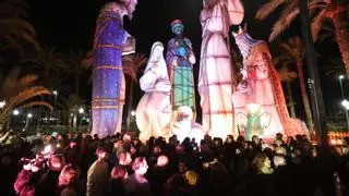 Alicante inicia el montaje del Belén Gigante en su "Navidad a lo grande"