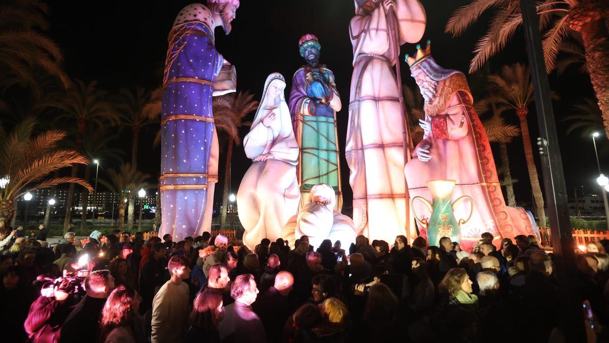 Inauguración del Belén Gigante en la Explanada de Alicante