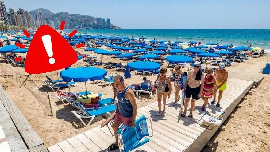 Alerta en las playas de Benidorm por falsos hamaqueros: así puedes reconocer los tickets falsos