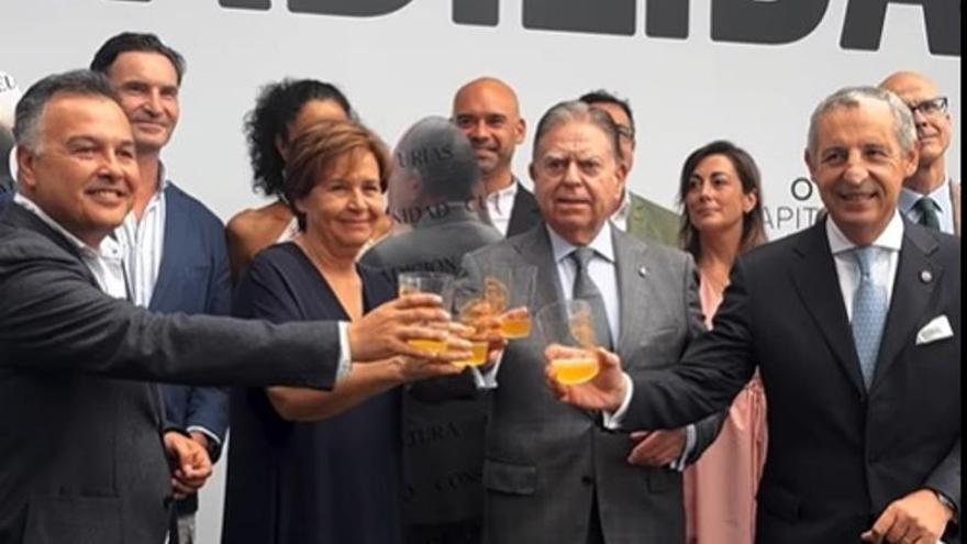La «amabilidá» de Oviedo conquista a miles de asturianos en la Feria de Muestras