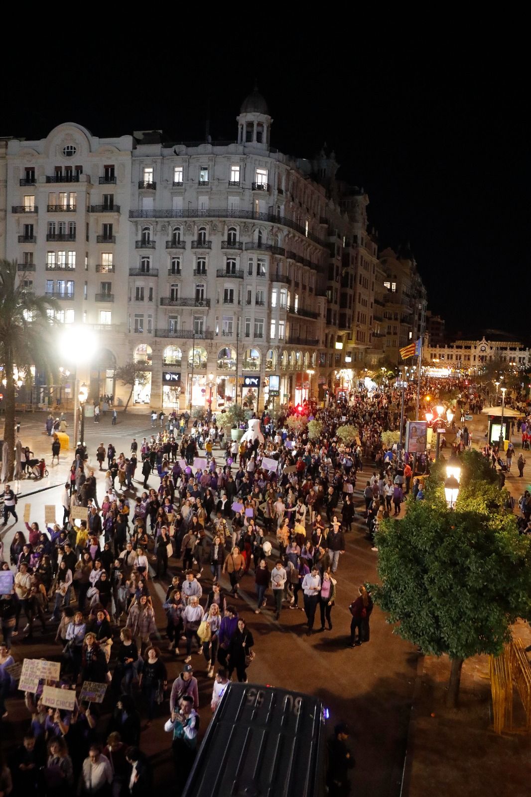 La manifestación de la Coordinadora Feminista de València para celebrar el 8 M