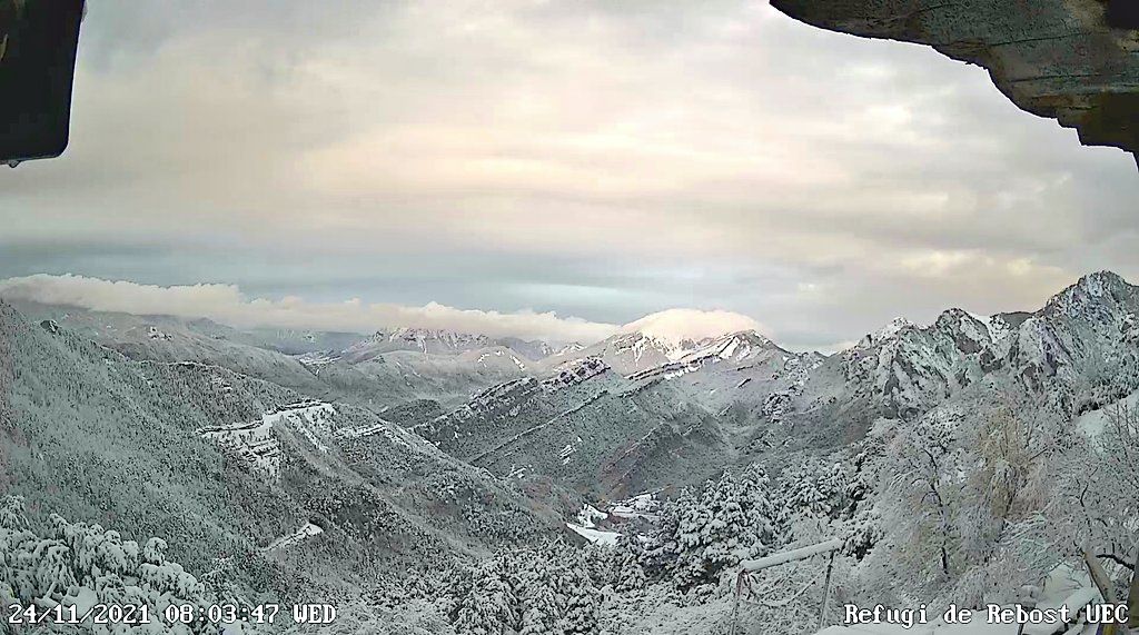 La neu a la Cerdanya i el Berguedà apropa la temporada d'esquí