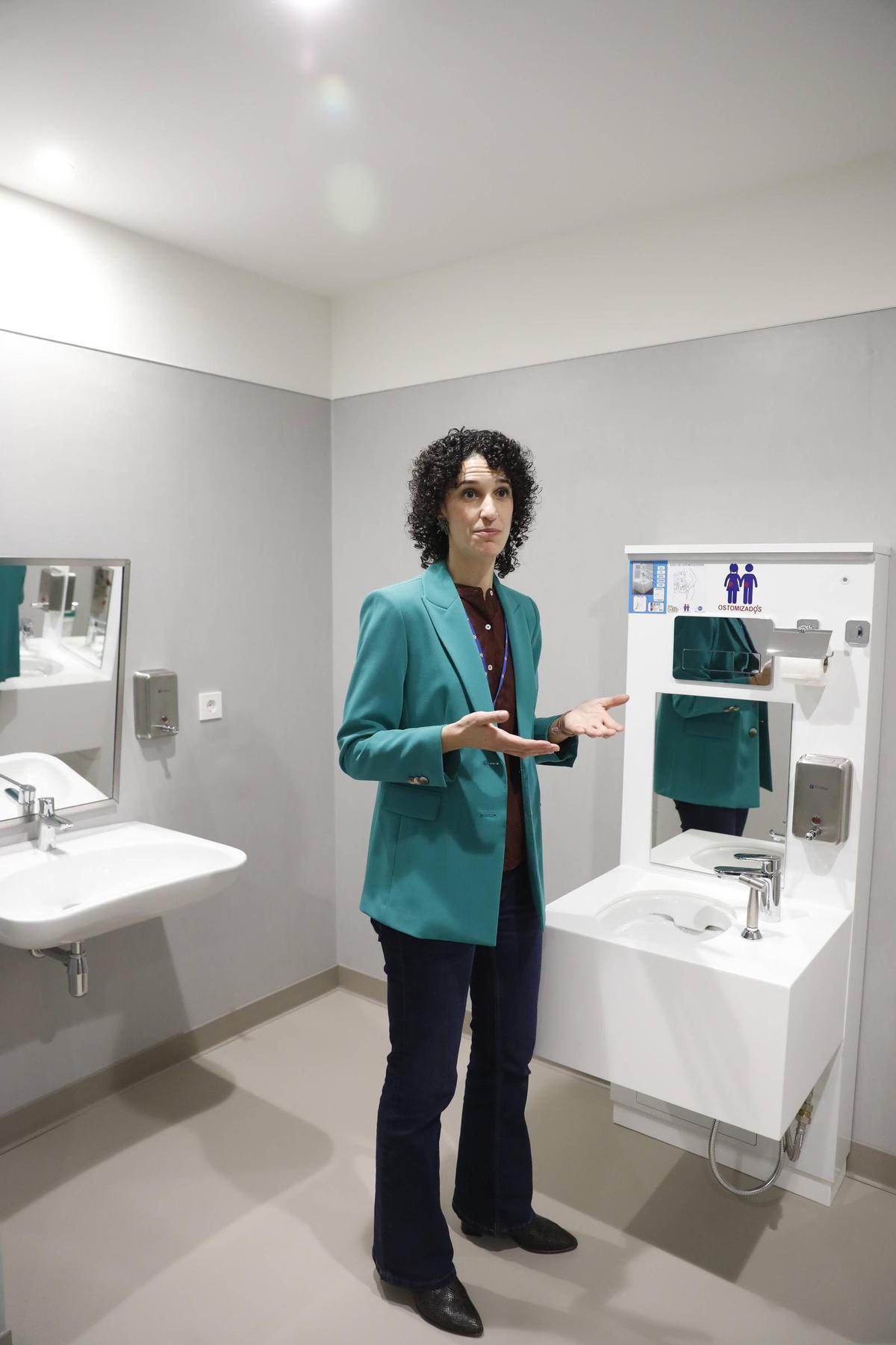 Primer día del nuevo centro de salud de Sotrondio