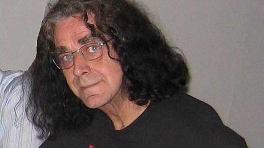 Peter Mayhew