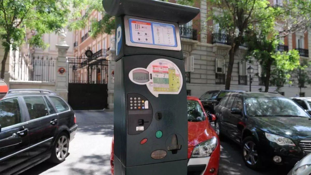 Esto es lo que tienes que pagar por la zona azul en verano