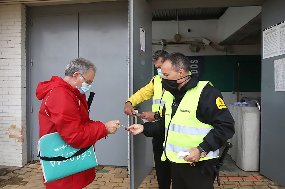 Aficionados asistentes al encuentro Córdoba CF-Tamaraceite