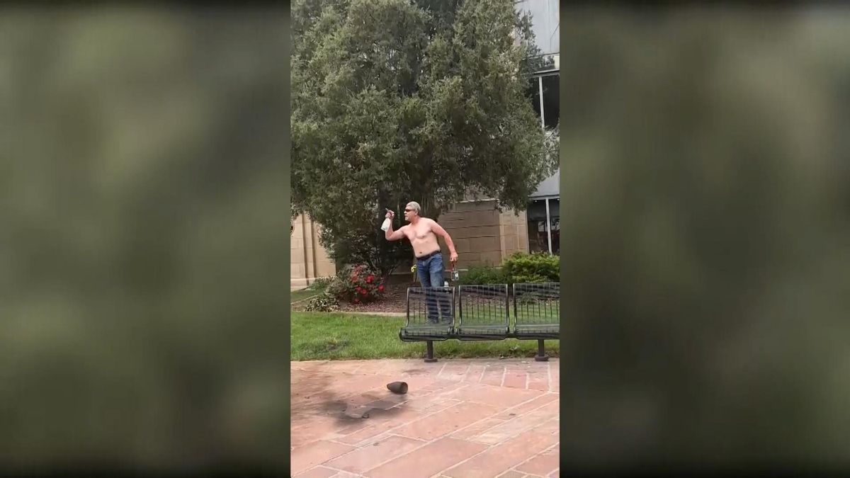 Un hombre prende fuego a varias personas proisraelí al grito de ¡Palestina libre! y después es detenido en Colorado