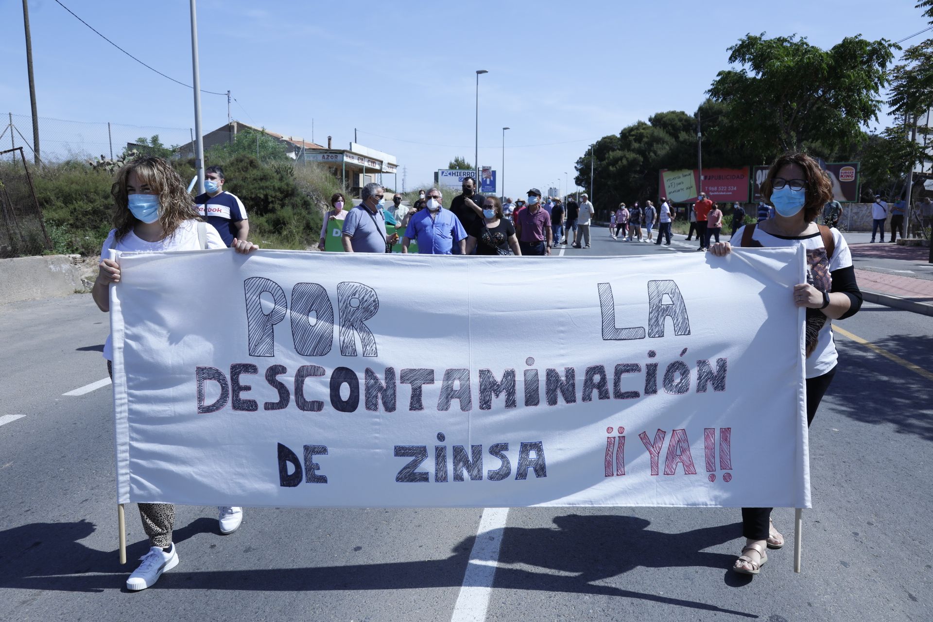 Protesta en Torreciega por la descontaminación del suelo
