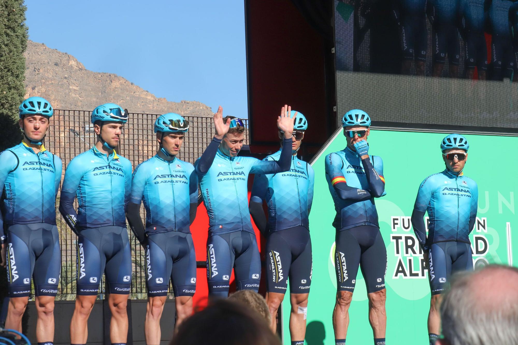 Salida de la 74 Vuelta Ciclista a la Comunidad Valenciana desde Orihuela