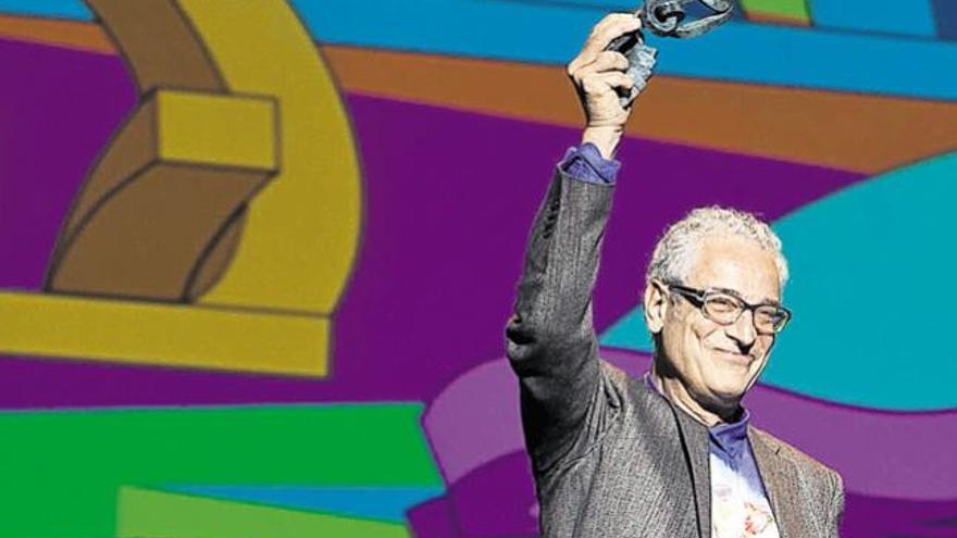 Luis Miñarro y los jóvenes creadores impregnaron de ilusión la gala de clausura de la 12º edición del festival capitalino