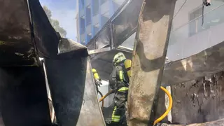 Unos 300 desalojados por un incendio en un hotel de Palmanova