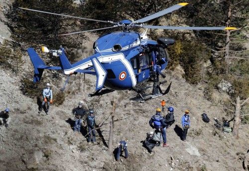 Los equipos especializados se vuelcan en las tareas de rescate