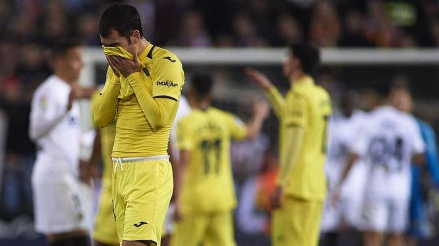 El derbi en Mestalla tampoco hace reaccionar al Villarreal (3-0)