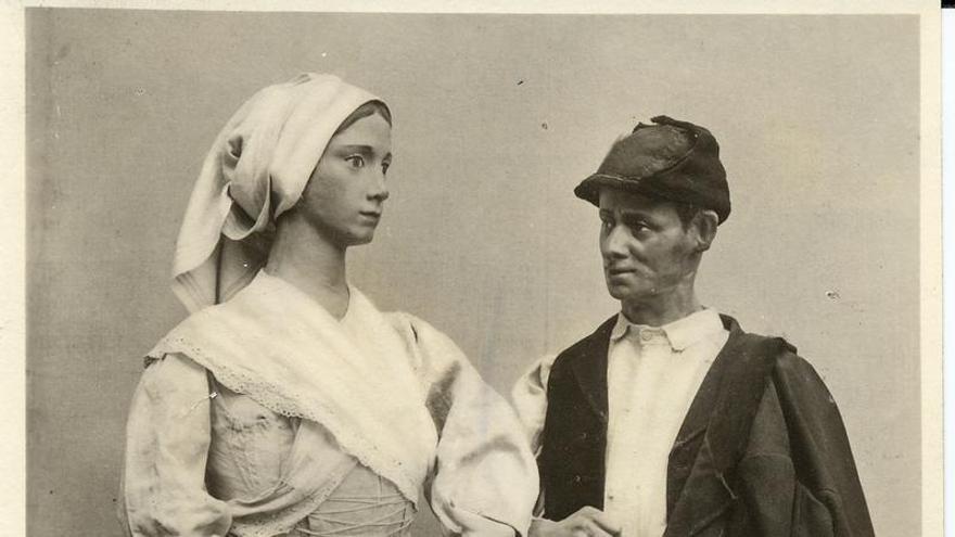 ¿Cómo se vestía en Asturias en 1925? Bienvenidos a la gran exposición en Madrid de trajes regionales (en la que está presente el modisto de Rodrigo Cuevas)