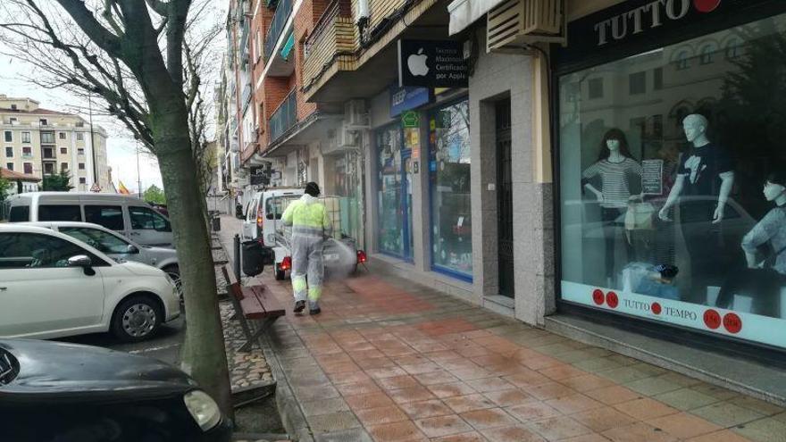 Coria recibe 2.000 mascarillas y trajes de protección contra el coronavirus