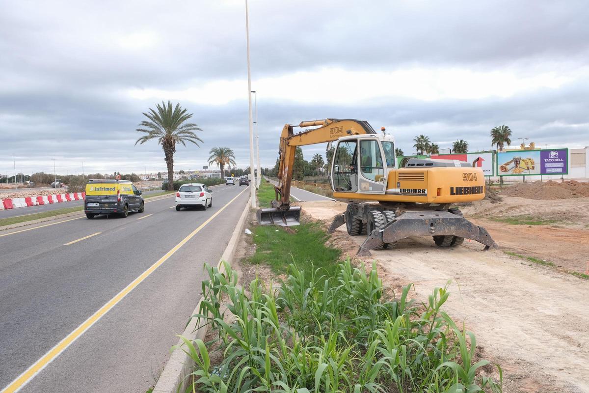 Comienzan las obras del acceso a las 7.400 futuras viviendas de La Hoya: la rotonda que hace la número 14 de la CV-905