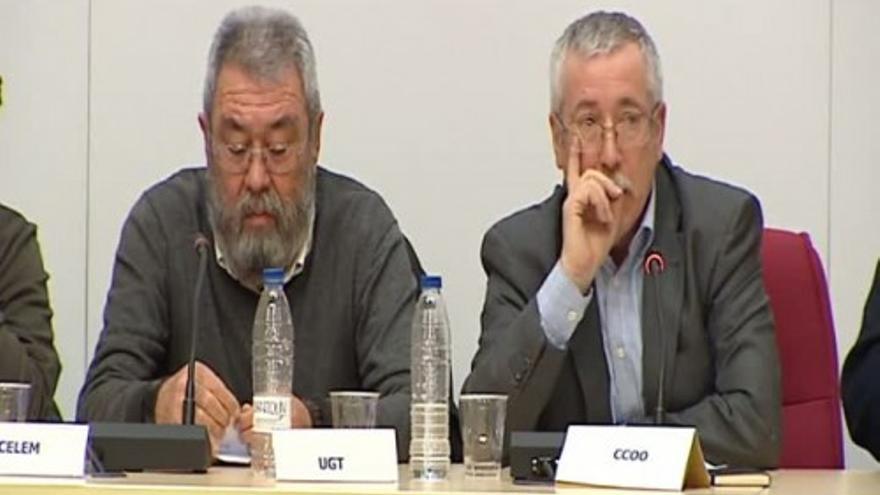 Toxo y Méndez aplauden la desconvocatoria de la huelga de Iberia