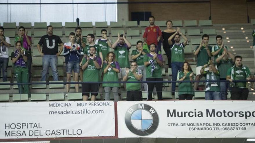 Los aficionados en Murcia.