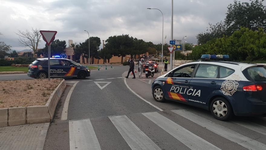 La Policía Nacional sorprende a nueve chicos que iban en un coche sustraído en Palma